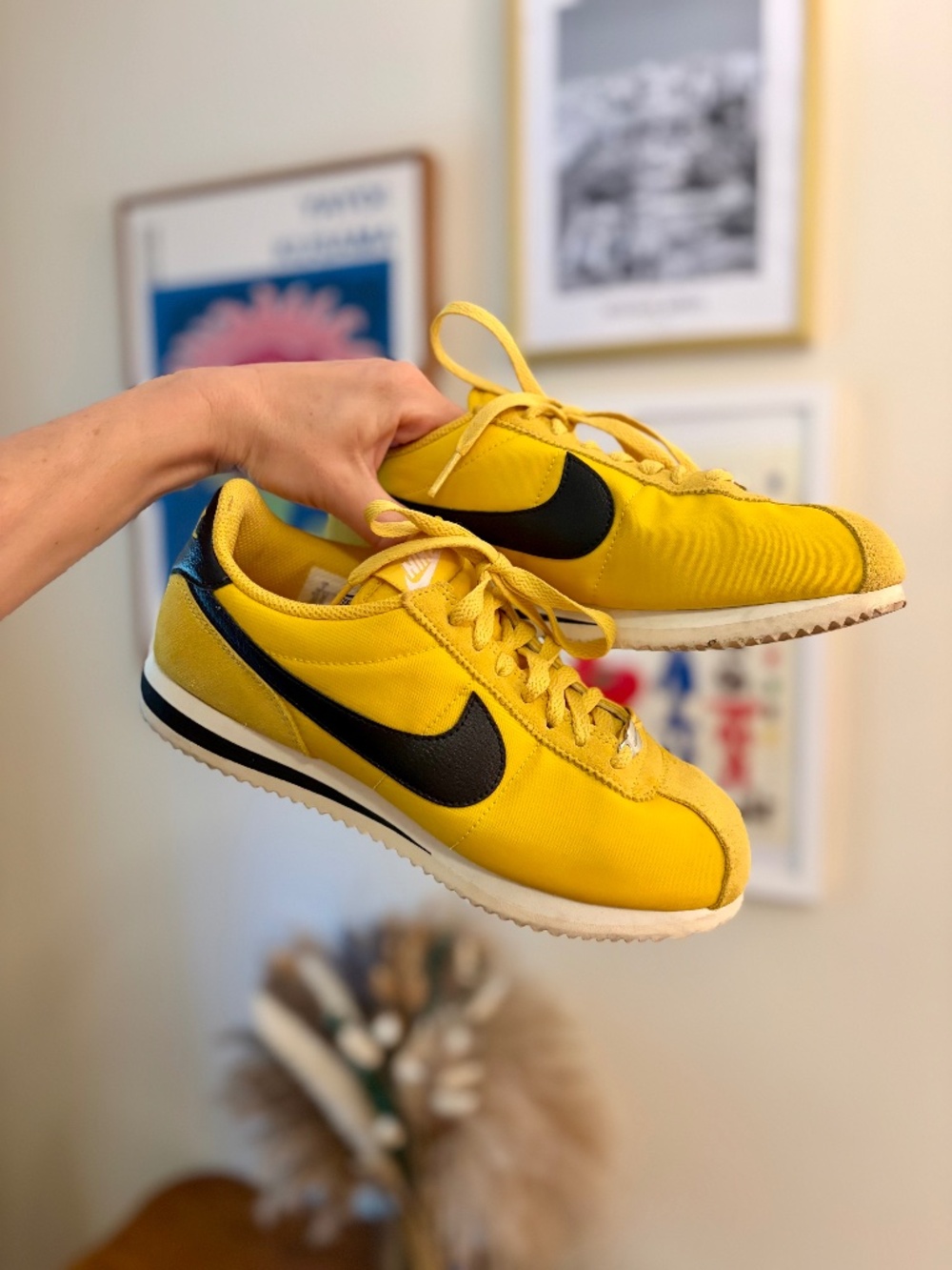 Nike Cortez "Bruce Lee" Yellow Black - size 7 Women’s